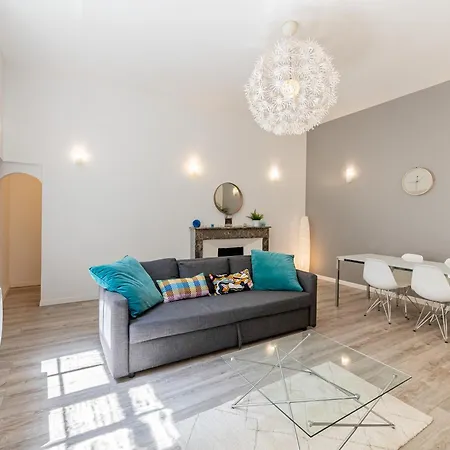 Apartment Le Palais Des Guilhem