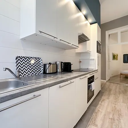Apartment Le Palais Des Guilhem